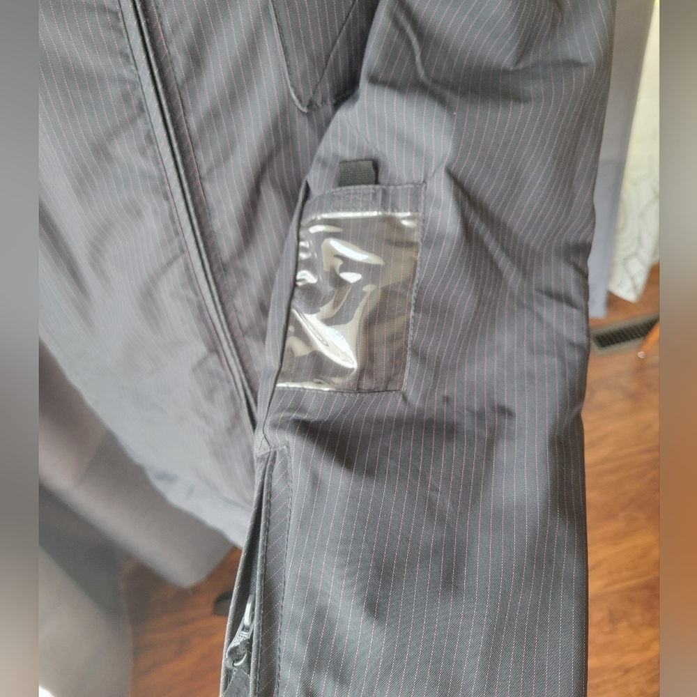 Roxy Snow Jacket - image 3